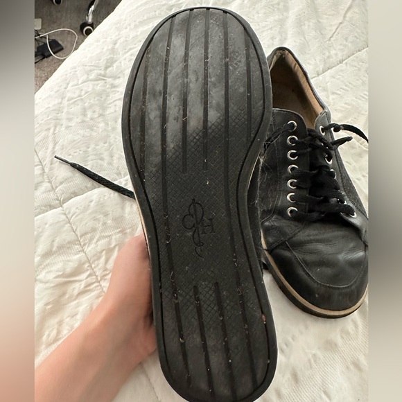 WORN Cole Haan Sneakers Size 9 - Picture 3 of 4